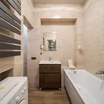 Apartamento Royal On Kovzhyna 6