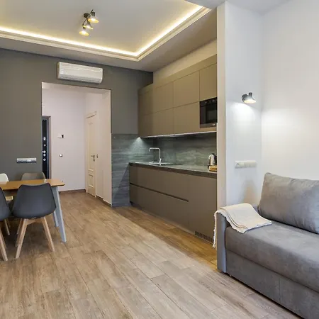 Royal On Kovzhyna 6 * Leópolis
