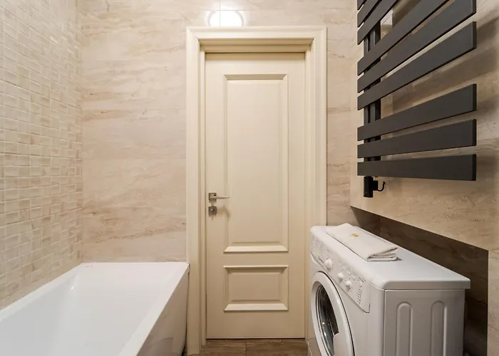 Apartamento Royal On Kovzhyna 6 Leópolis