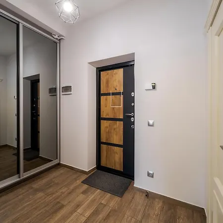 Royal On Kovzhyna 6 Lägenhet Lviv